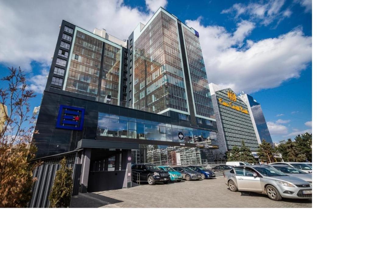 Glass New Apartments Ultracentral Kišiněv Exteriér fotografie
